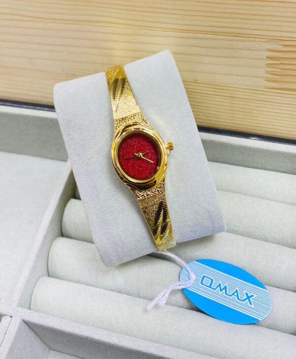 ساعات OMAX النسائية